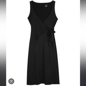Patagonia Wrap It Up Sleeveless Midi Dress in Black Women’s size Small